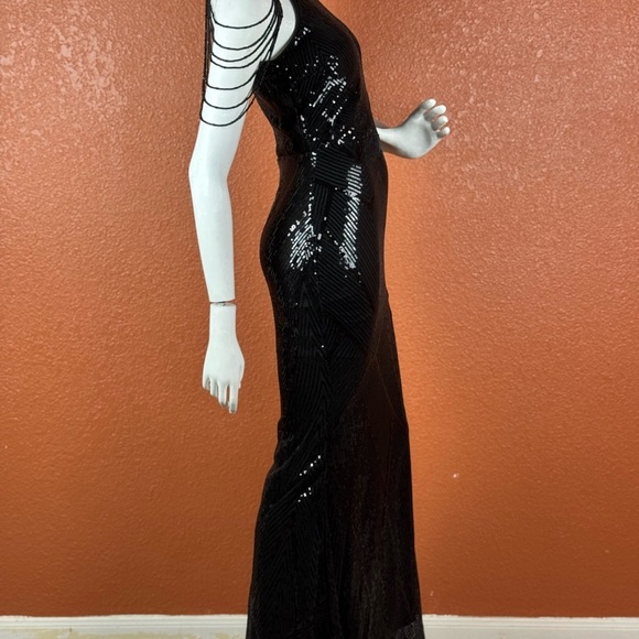 MISS ORD Cold Shoulder Beads Chain Cocktail Dress Size Small.  D46 - Picture 3 of 17